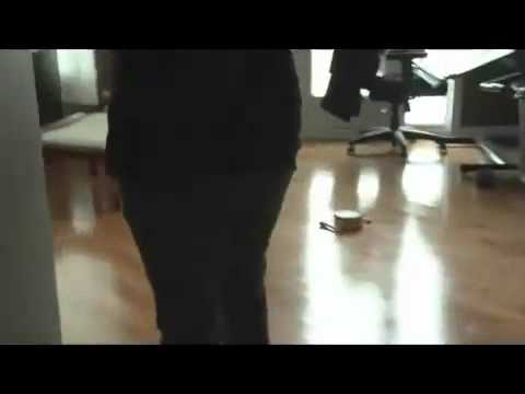 مؤخرتها وصدرها