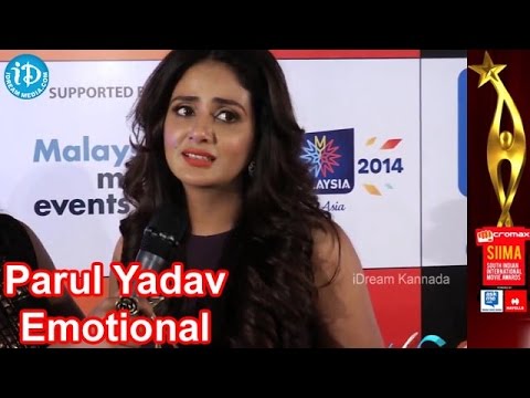 Paru Yadav Emotional over Recieving Award | SIIMA 2014