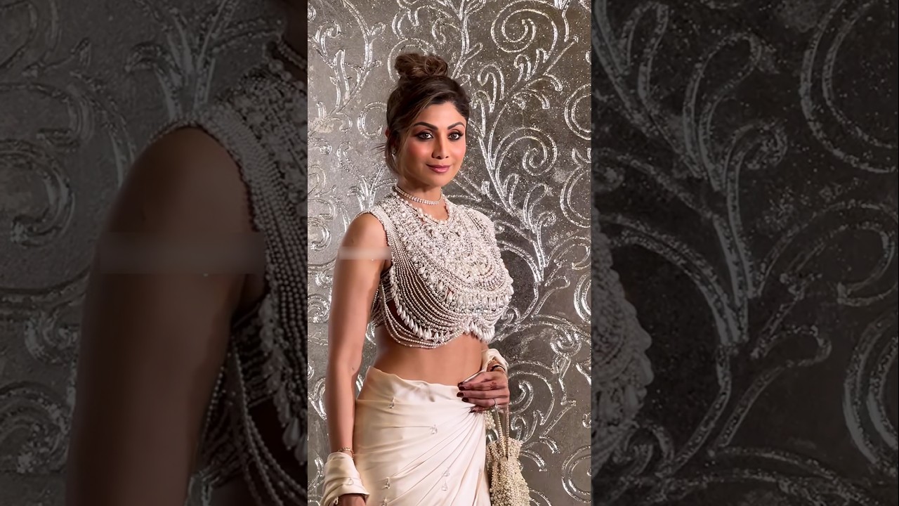 Shilpa Shetty 4 lakh Rs Pearl blouse look less beautiful than Kajol's beauty 