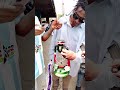 Samaki Huishi Ndani Ya Taa Samaki Huishi Ndani Ya Taa