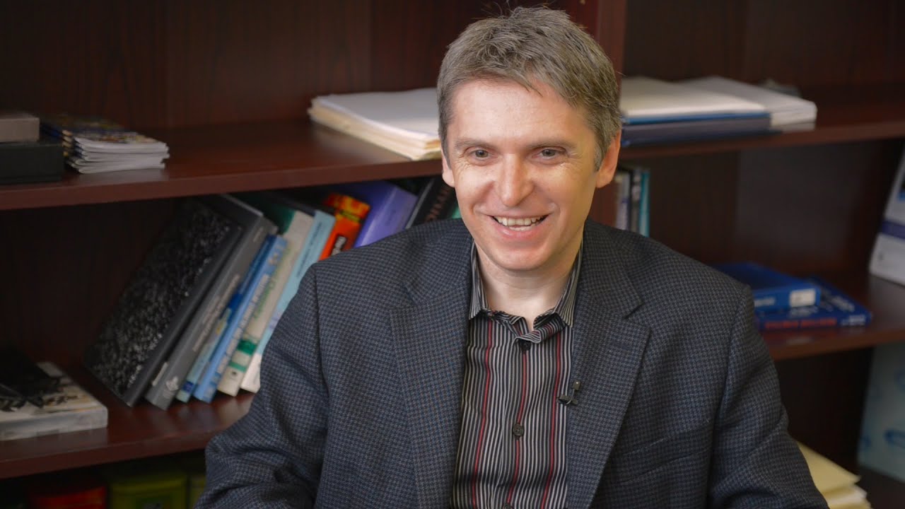 Demonstrating Chemical Chaos: SLU Expert Istvan Kiss, Ph.D.