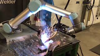 Universal Robot Welding - Mobile Automation