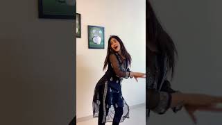 Jhalla wallah 🔥 #akritiagarwal #youtubeshorts #shorts #dancevideo