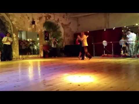 Moira Daloia & Alejandro Figueroa sur Todo Es Amor de Biagi à Tango de soie