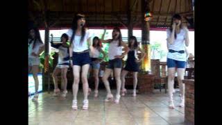 Cherrybelle - Dilema Live @ Bali Heaven Bandung [280611].mkv