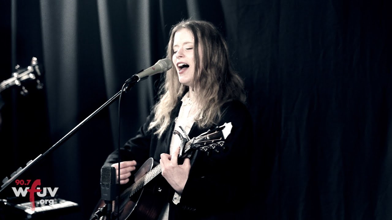 Paris Paloma - "Labour" (Live at WFUV)