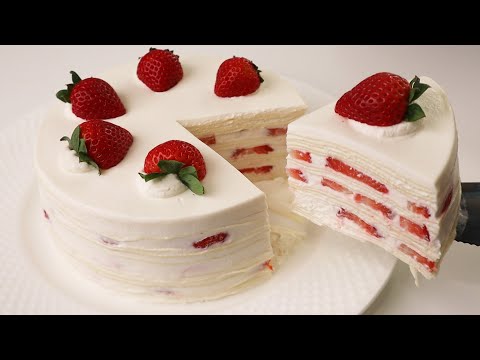 Strawberry Crepe Cake !! Melt in your mouth