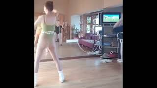 舍賓性感歐巴桑 海綿體寶寶依舊充血 高叉韻律服 亮襪 CHINESE SEXY GRANNY thong high cut tight bodysuits with glossy pantyhose