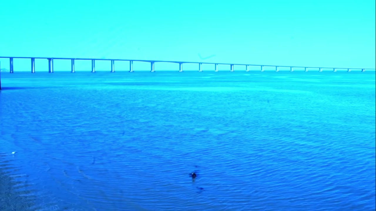 Lala &ce - Coulée ("Instrumental" Only) (Generated by Spleeter)