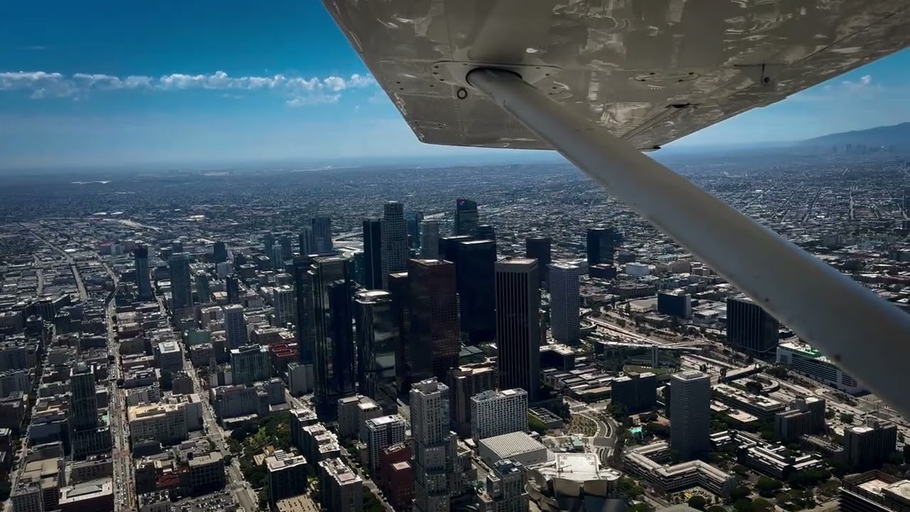 Flying over Downtown Los Angeles. Essence Flight Academy Van Nuys the best Flight School in LA