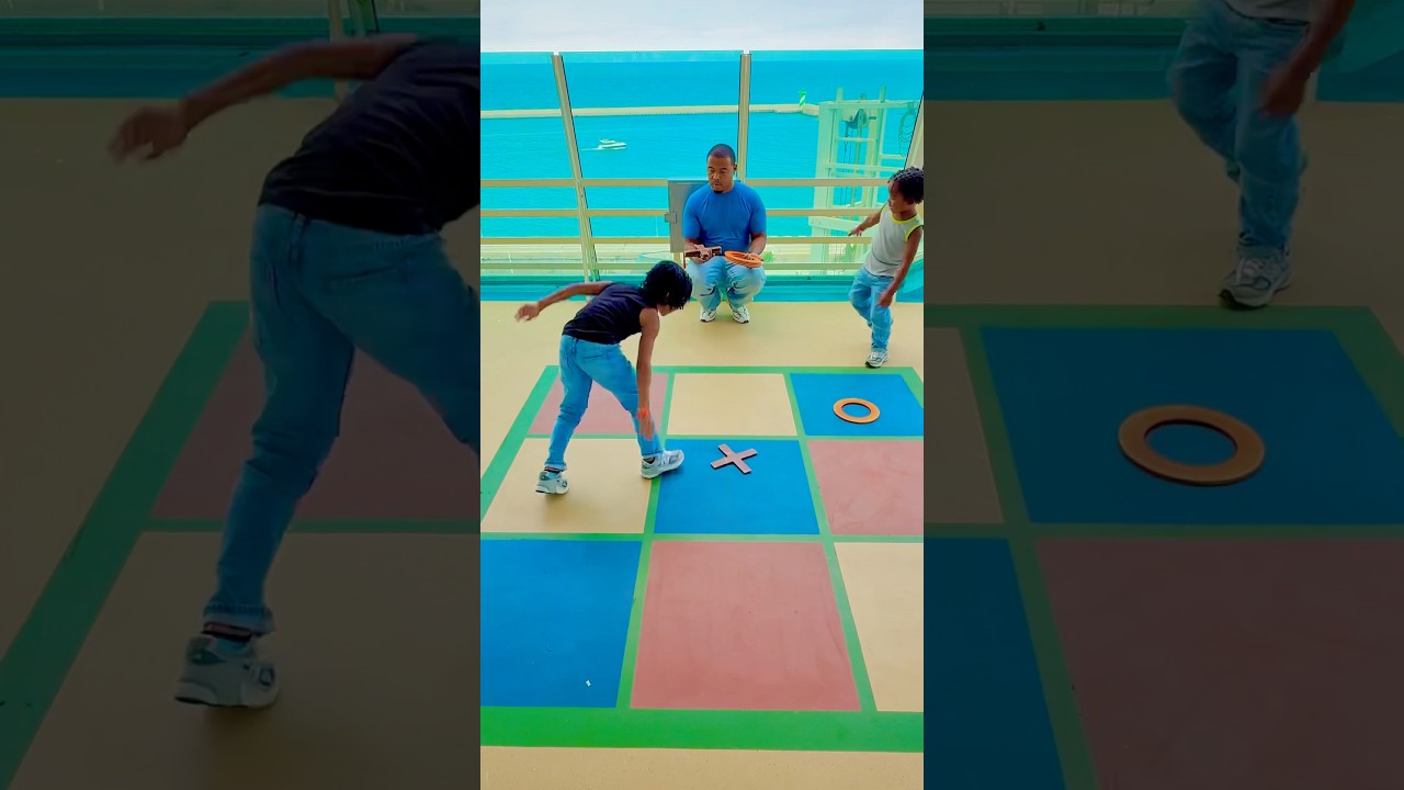 Tick Tac Toe Family challenge #familygamenight #cruise #familyfun #funny #comedy