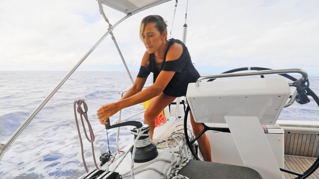 How to Reef Sails Single-Handed | Sailing Tranquilo Around the World