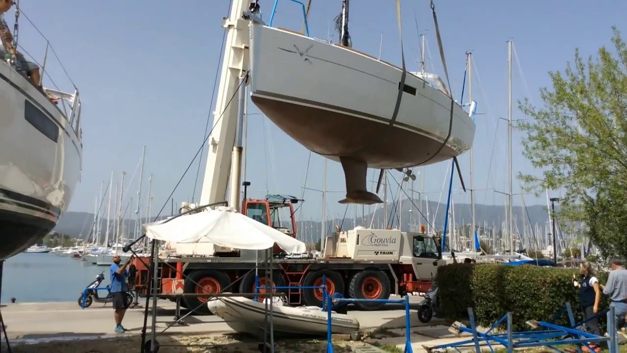 LAUNCHING 