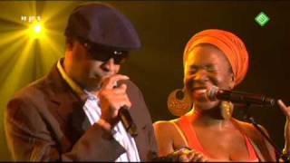 Miniatura de "India Arie & Raul Midon - Back to the middle NSJ 2007"