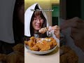 How people eat chicken in kdrama