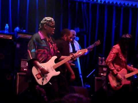 George Clinton - Alice in my fantasies - live Para...