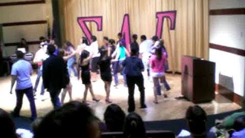 UHD SLG SPRING 09 PROBATE-STROLLIN BEFORE