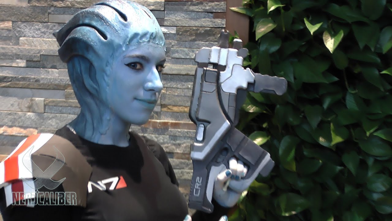 Asari Cosplay