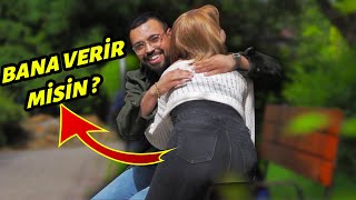 Kizlara Bana Veri̇r Mi̇si̇n Di̇ye Sordum 18 Sosyal Deney