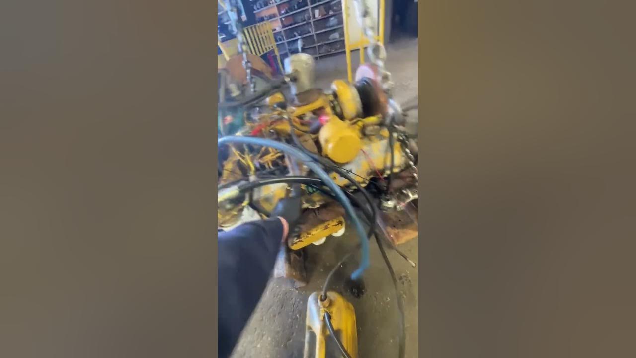 3208T Cat engine run up YouTube