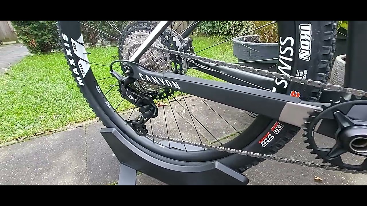 Canyon Exceed CF SLX 8 2022 (no dropper post!) YouTube