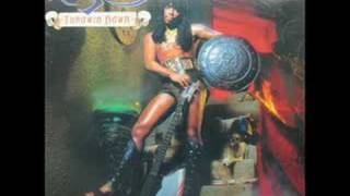 Rick James - Throwin Down chords