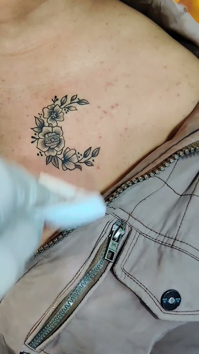 Flower 🌹 Tattoo | Chest Tattoo #leaf #flowers #tattoo #girlstattoo #shorts #short #youtubeshorts