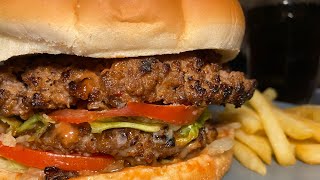 احلى طريقة نعمل بيها البرجر | The ultimate burger recipe️️