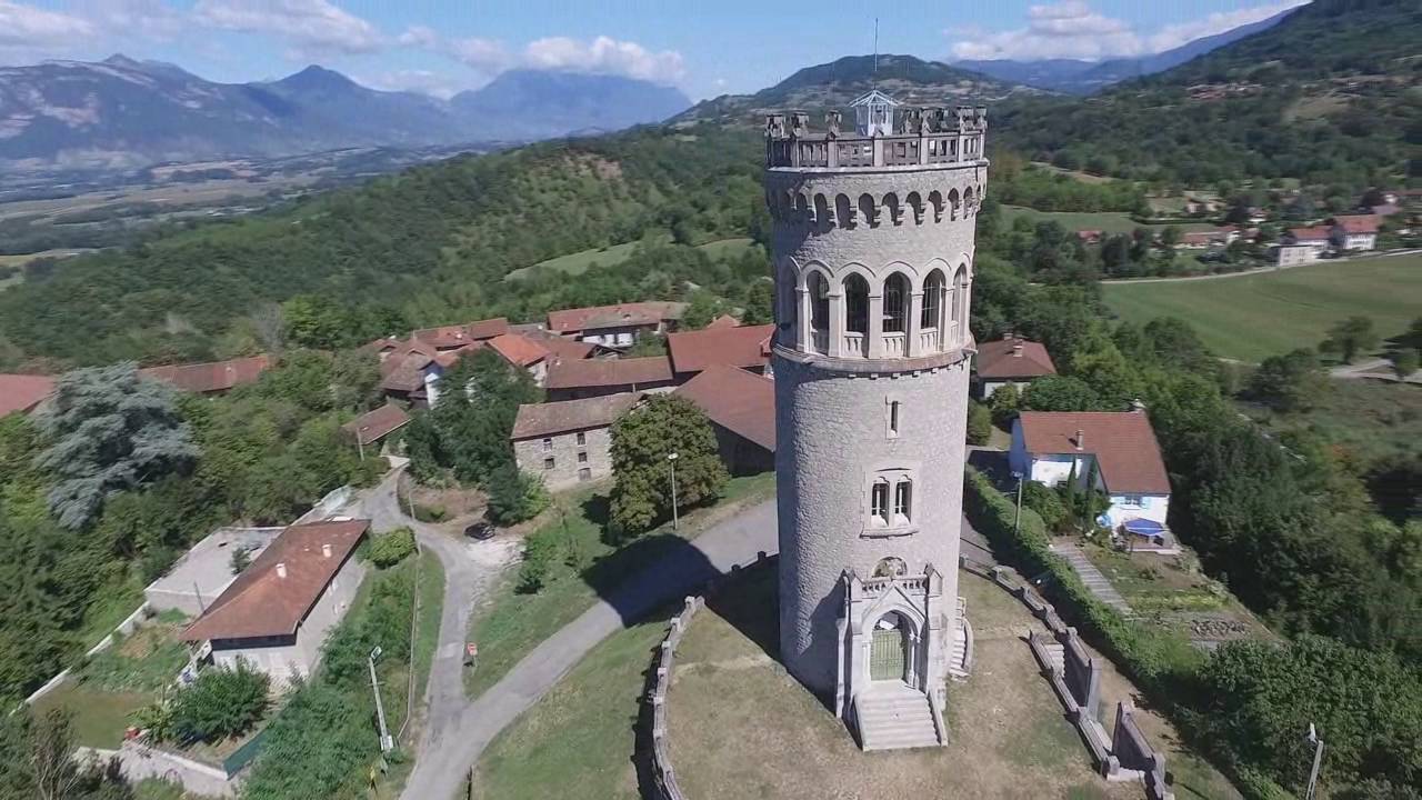 la tour d'avallon pontcharra