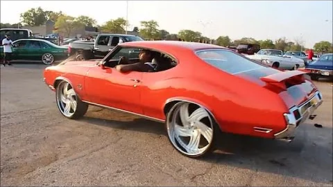 Veltboy314 - Olds Cutlass 442 W-30 on 26" Asanti Wheels-  Naptown Circle City Classics Weekend 2016