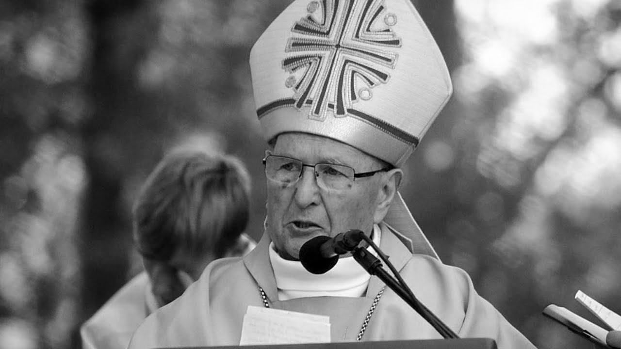 Msza Święta żałobna w intencji śp. biskupa Piotra Krupy pod przewodnictwem abp. Tadeusza Wojdy