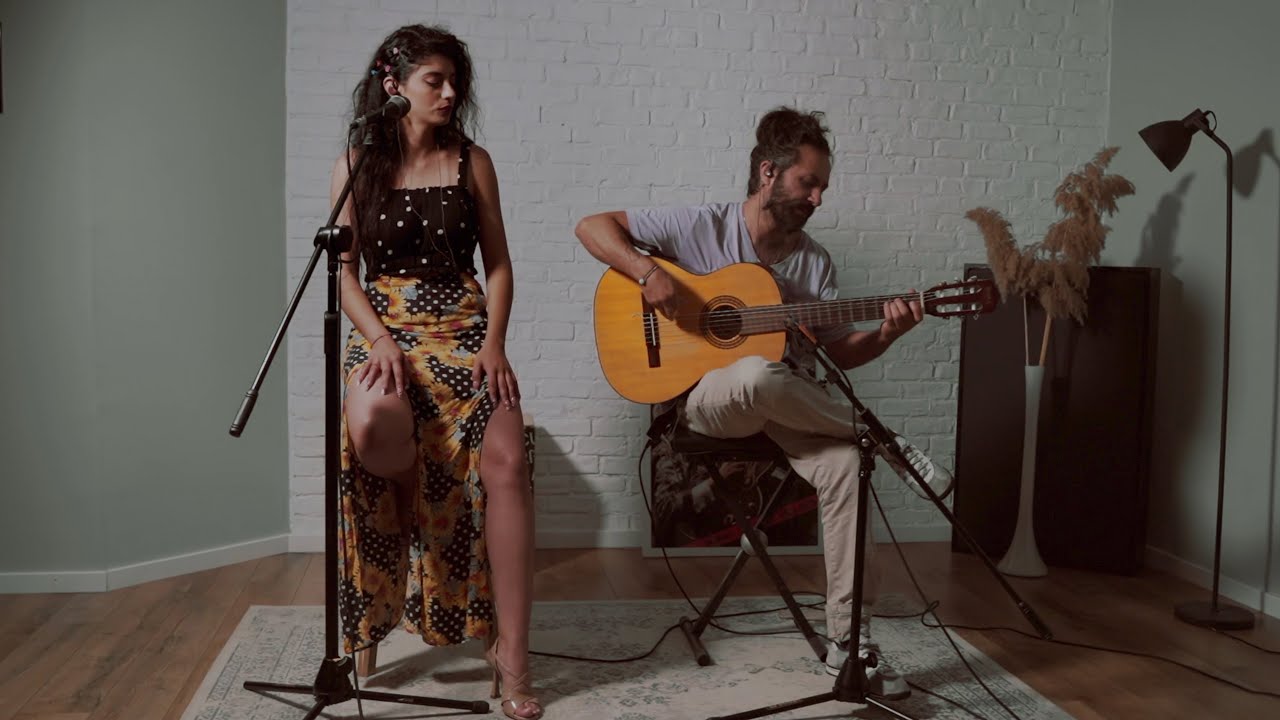 JIHAN & DAVID - Lagrimas negras (Rooftop sessions) JIHAN & DAVID - Lagrimas negras (Rooftop sessions)