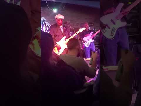 Buddy Guy At His Club Legends Chicago 1292023