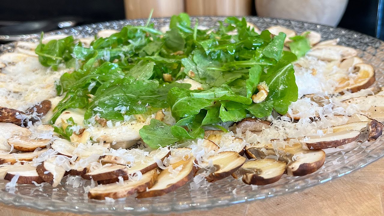 Carpaccio de cèpes, roquette et noix