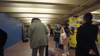 NYC LIFE 2021 |New York City Christmas Night--Popular Entertainment in Subway Station(DEC 25, SAT)