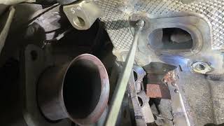 BROKEN EXHAUST STUD REMOVAL (ALWAYS ANOTHER SOLUTION)