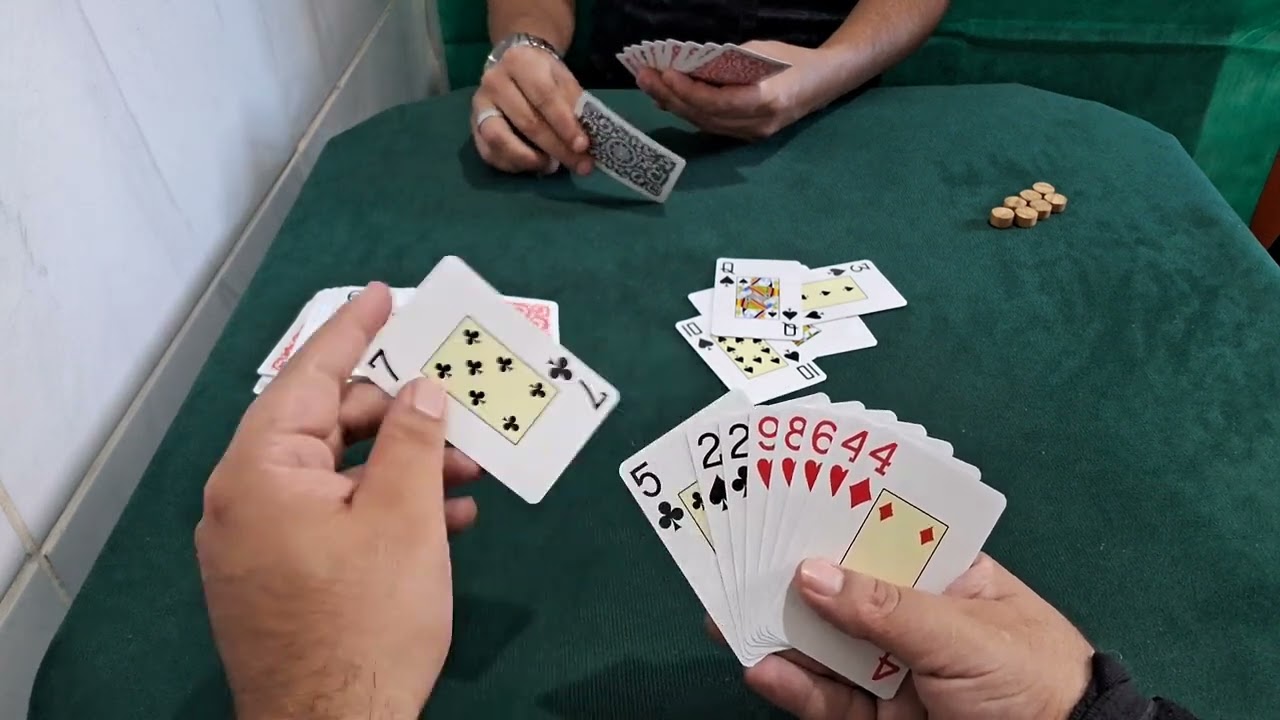 Pife pafe com seguida preta e four + as de ouro