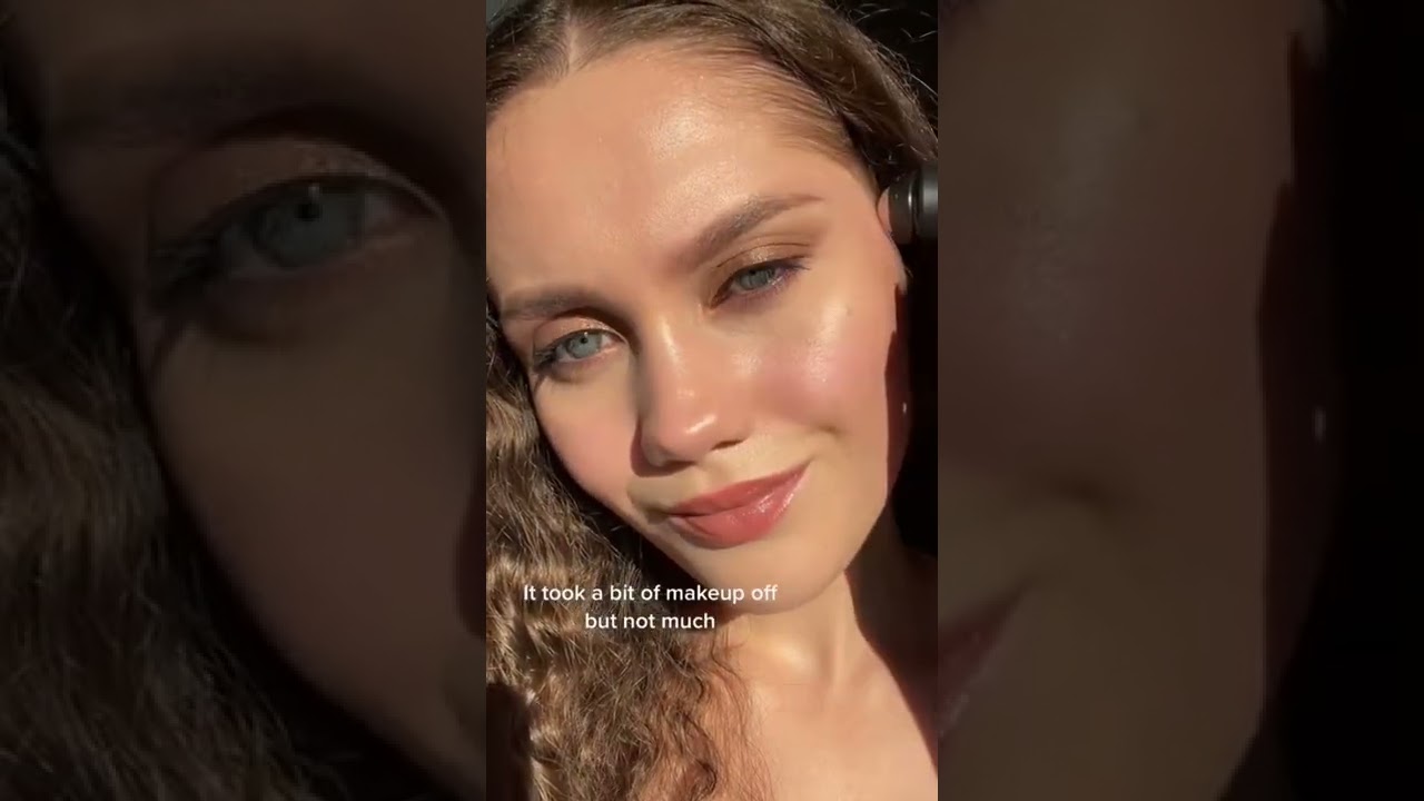 OILY SKIN VOLCANIC ROLLER 🌋