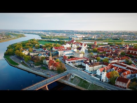 Video: Razlika Med Revnimi In Revščino Ter Pomanjkanjem