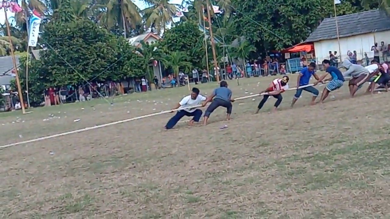 Tarik tambang 17 agustus pagerungan besar