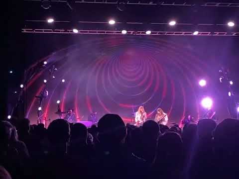 “Heartbursts”: Lucius at Mass MoCA, 04.28.22