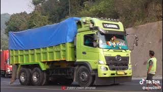 Truck hino 500 telolet basuri