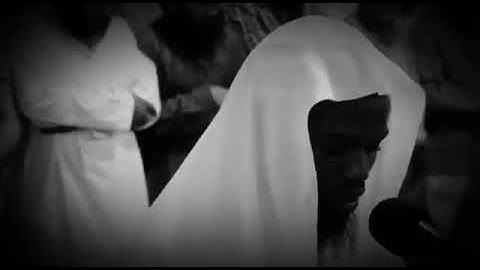 لتقرأه على الناس على مكث القارئ عكاشة كميني