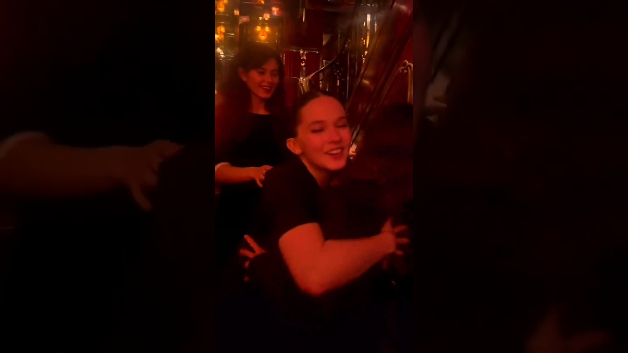 Cailee and ruby cruz adventures in Paris