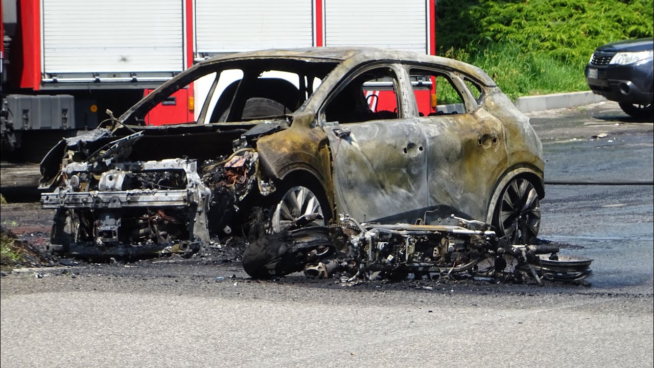 [GRAVISSIMO INCIDENTE AUTO-MOTO] Atterraggio+decollo EliComo+Passaggio APS Erba+APS Cantù+LarErb