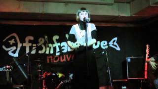 Pur:Pur - Cosmic Girl (live @ Fish Fabrique 18-12-2011)