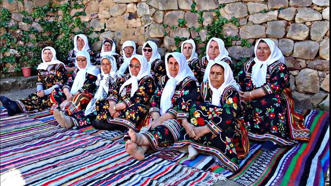 bel hommage a laxwan ,par la chorale féminine d ath aissi