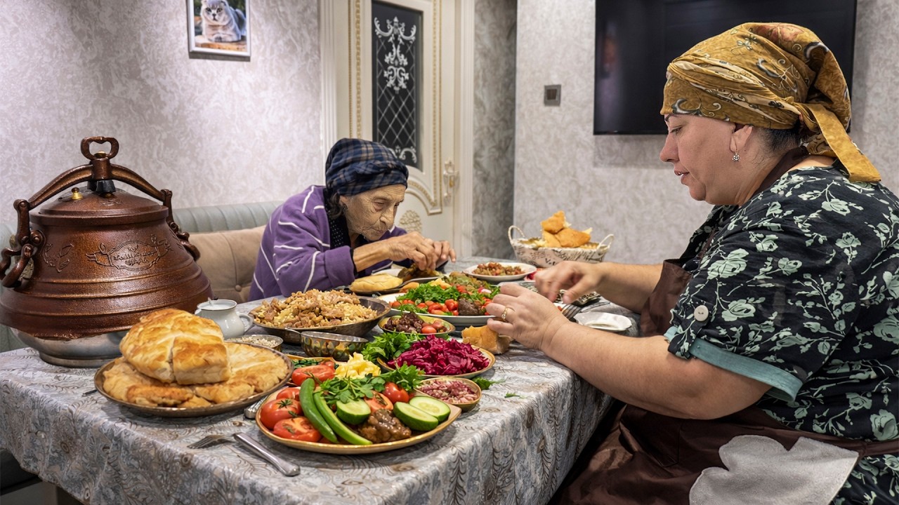 Утка, обильно приправленная овощами и вином, тушенная в афганском котле | Невероятно вкусное блюдо