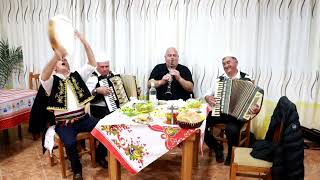 Këngët E Myzeqesë Që Si Zbeh Koha