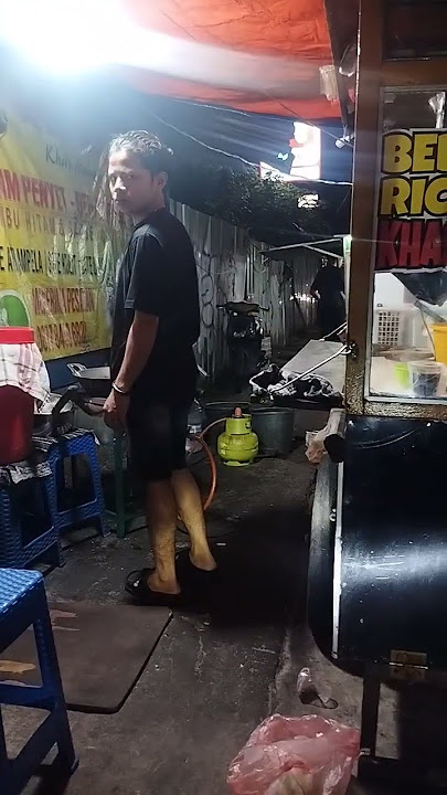Abang bebek goreng semangat berjuang mencari nafkah #motivasidiri #storywa #motivasikehidupan